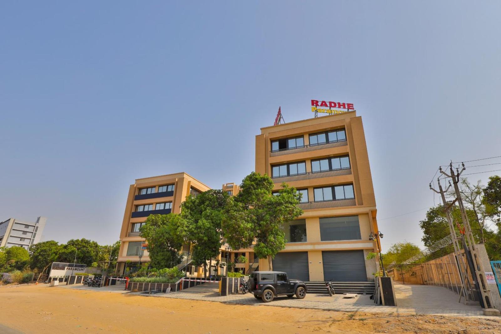 Hotel Legacy Ahmedabad Eksteriør billede